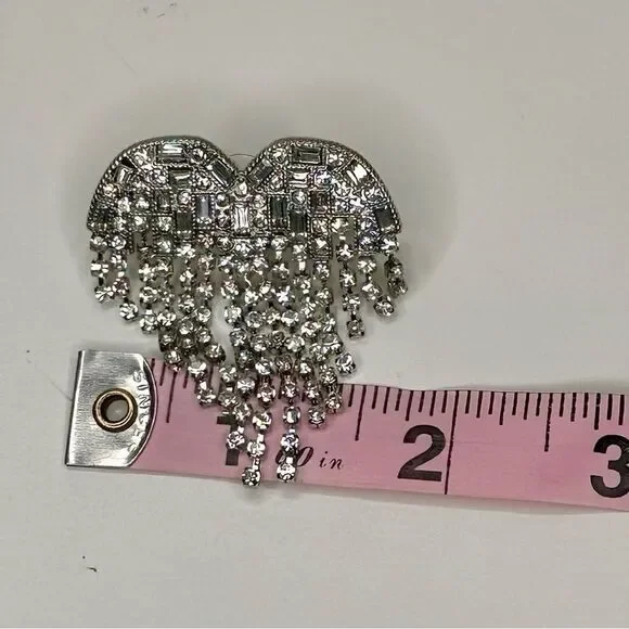 Free People Hearts On Fire Dangle Earrings Rhinestone Heart Fringe Statement NWT - Picture 8 of 12